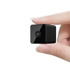 [0006959] CHAMPION Q12 RECHARGEABLE IP CAMERA (2MP) 