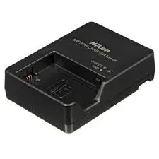 [0007753] NIKON MH-24 CAMARA CHARGER